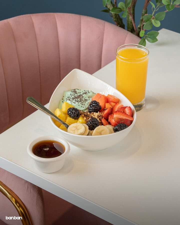 Bowl De Yogurt Con Frutas